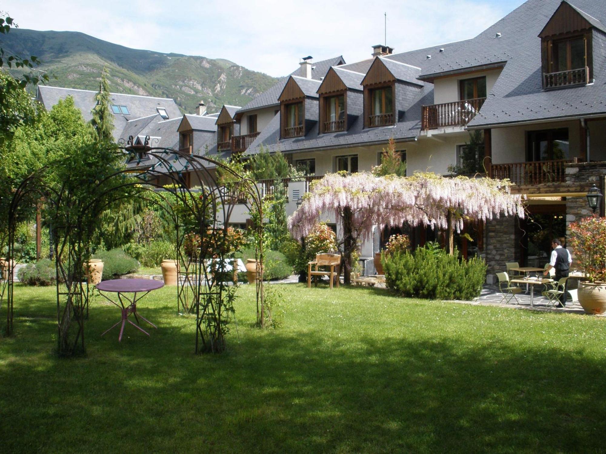 Hôtel Mir Saint-Lary-Soulan Exterior foto